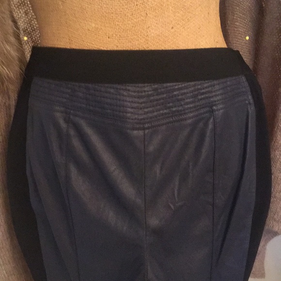 BCBG Stetch Riding Style Moto Leggings. Faux Leather and knit. Size Small. - Picture 9 of 13